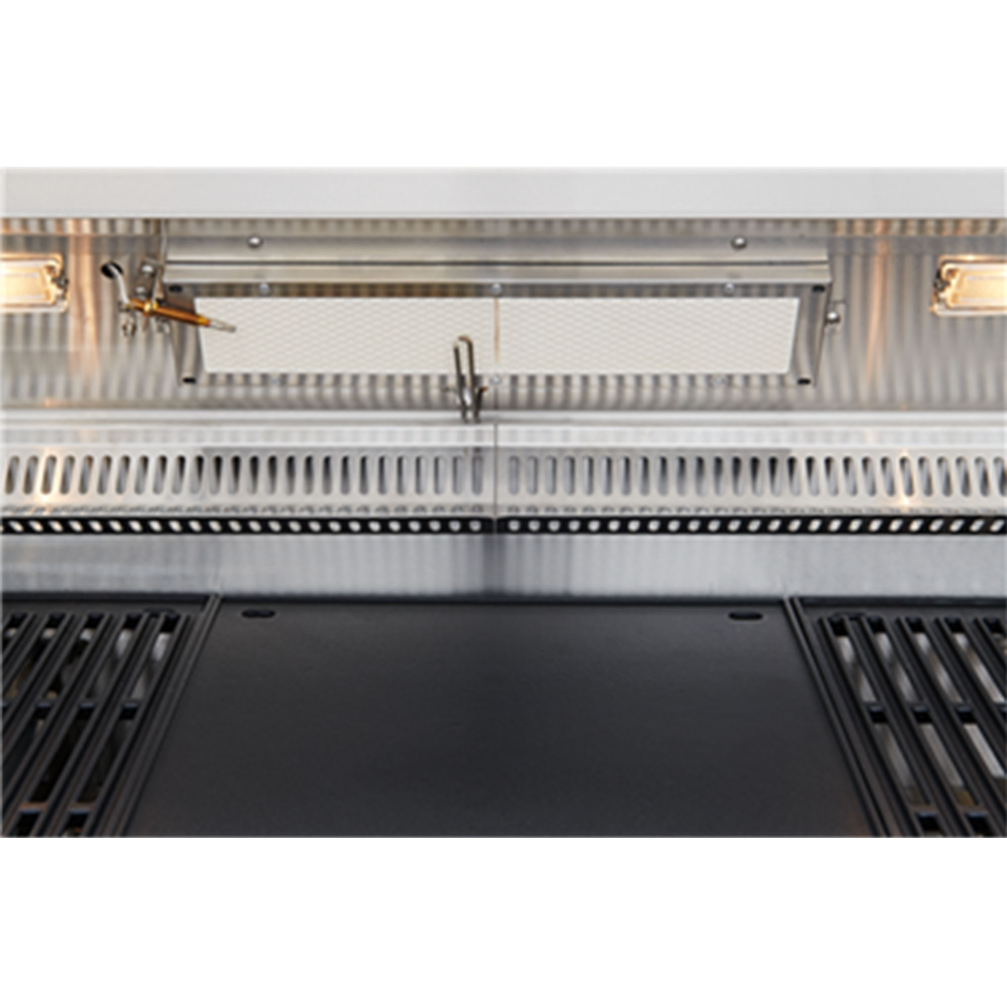Beefeater 7000 PREMIUM 4 BURNER BBQ BMF7645SA Signature Appliances