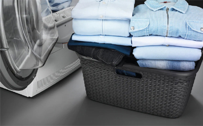 CARING FOR CLOTHES, SAVING WATER AND ENERGY 