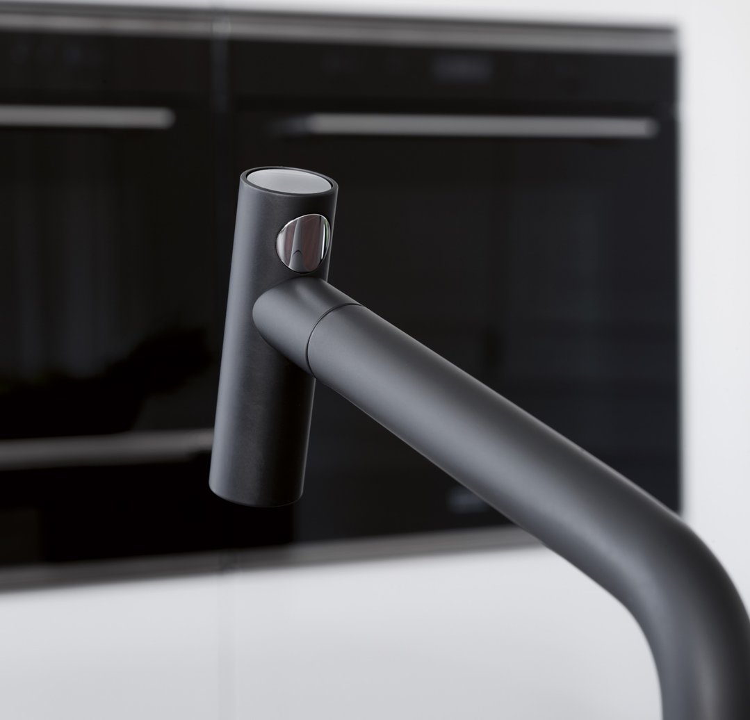 Franke Icon Pullout Tap Matte Black TA6861MB