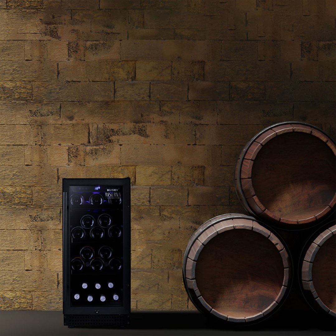 Husky 80L Single Zone Wine Fridge in Black HUSWS-33SMBZY