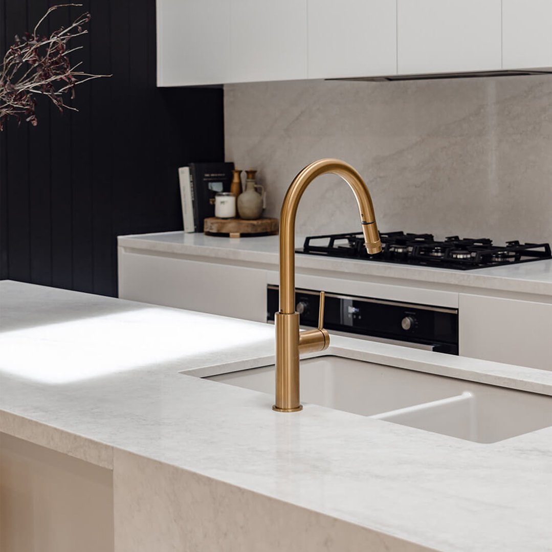 Turner Hastings Cuisine 85 x 46 Double Inset / Undermount Fine Fireclay Matte White Sink CUD853FS-MW