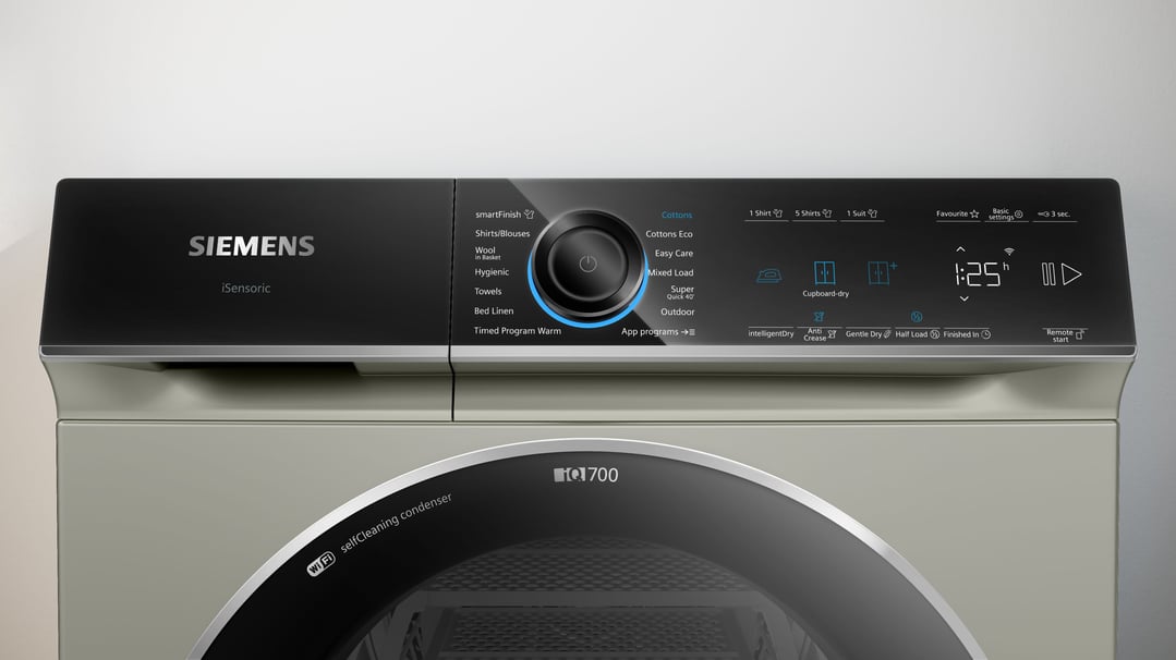 Siemens iQ700 8kg Heat Pump Dryer WQ35B2AXAU