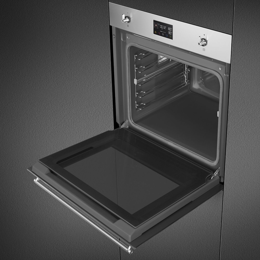 Smeg 60cm Classic Pyrolytic Steam Oven with Probe - Stainless Steel. SOPA6302S2PX