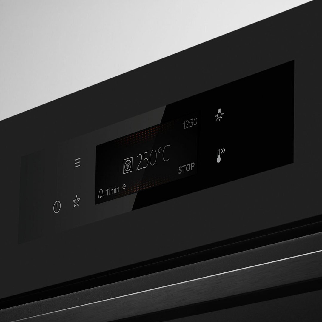 AEG 90cm SenseCook PYROLUXE™ Multifunction 16 Matte Black Oven BPK75891PT