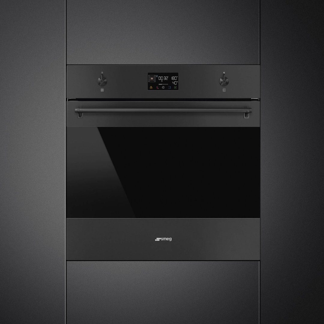 Smeg 60cm Classic Pyrolytic Steam Oven with Probe - Matte Black SOPA6302S2PN