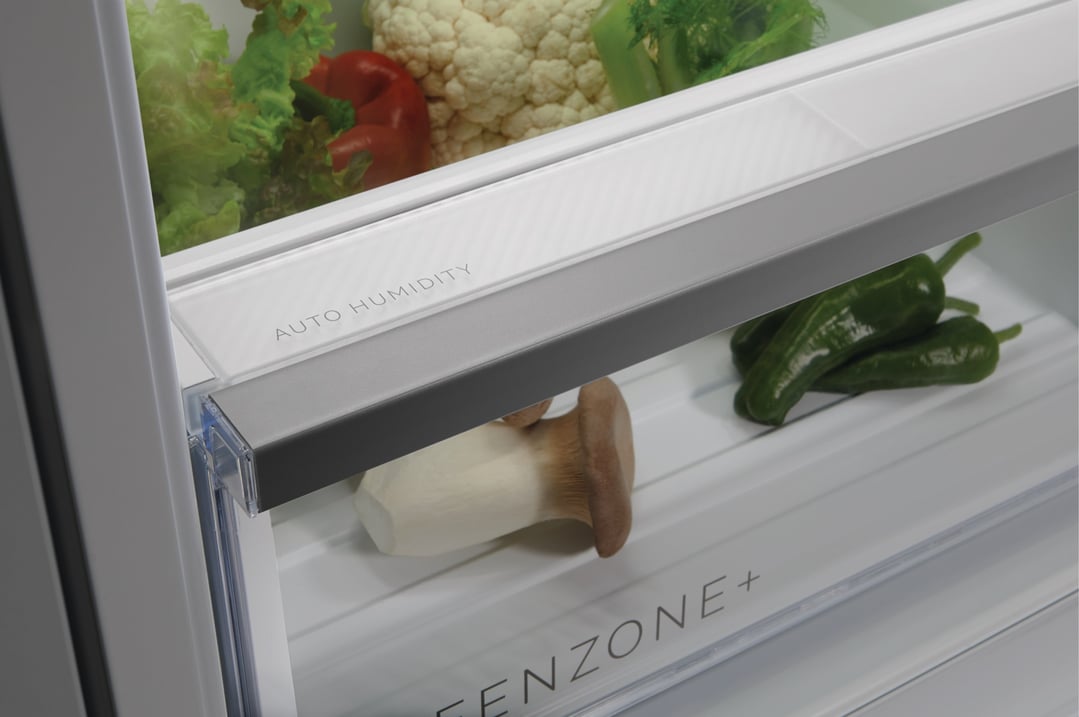 AEG 8000 Series 245L Built-in Bottom Freezer Fridge OSC8M18ADC