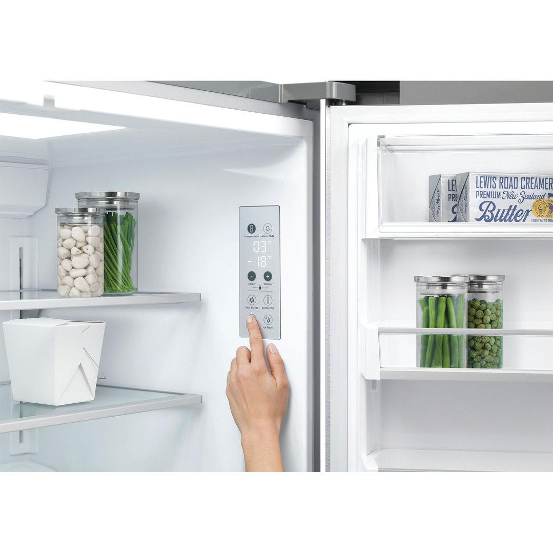Fisher & Paykel 538L Series 7 Quad Door Refrigerator Freezer, Ice & Water RF605QDUVX2