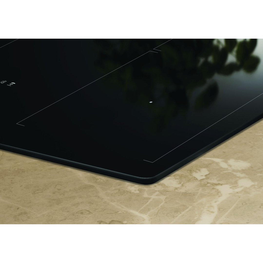 Electrolux 90cm 5 Zone 700 Series Induction Cooktop with Sense Fry, Black EHI9575BF