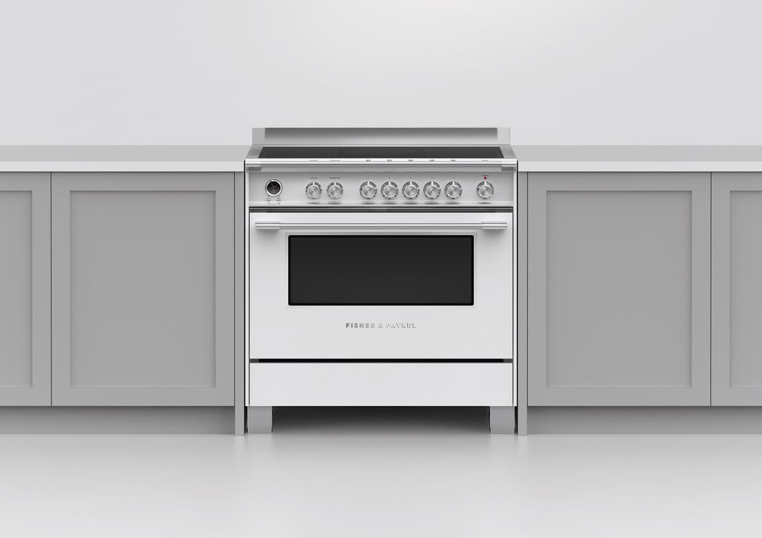 Fisher & Paykel 90cm Series 9 Classic 5 Zone Induction Pyrolytic Cooker, 2 SmartZones OR90SCI6W1