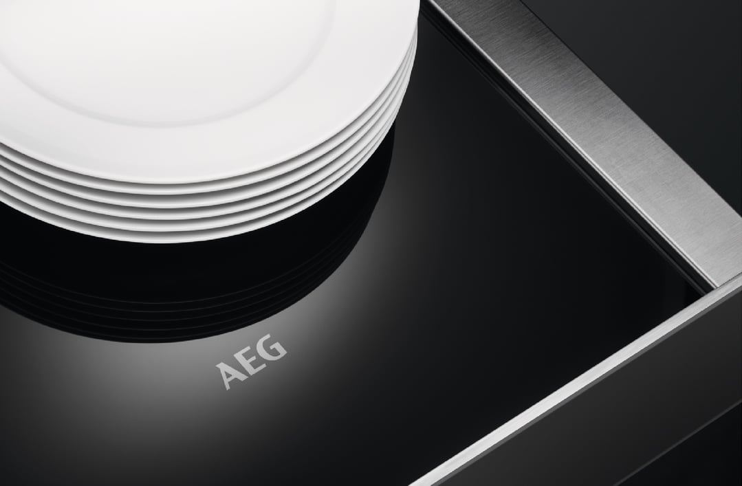 AEG 14cm Gloss Black Built-in Warming Drawer OD8K11B