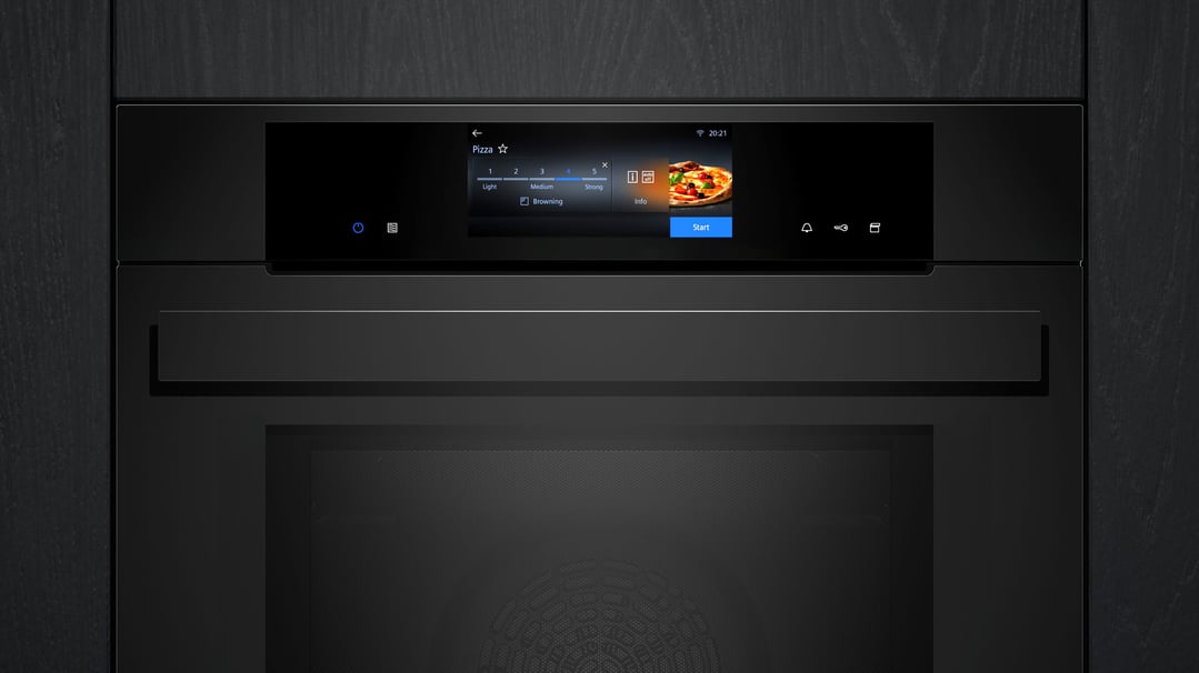 Siemens iQ700 Pyrolytic Oven with Pulse Steam and Microwave, Matte HN978GQM1
