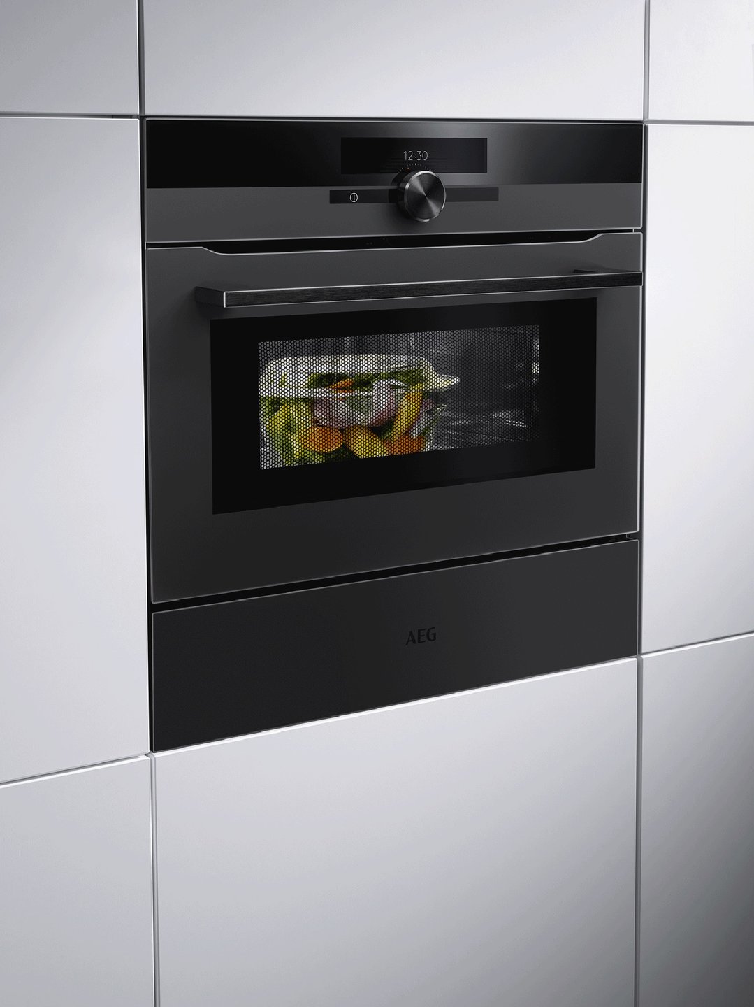 AEG 45cm Multifunction 24 Matte Black Steam Pro Compact Oven NKB9A82KT