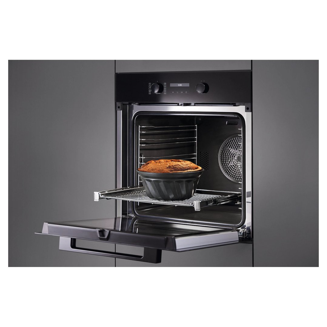Miele 60cm Pyrolytic Oven with Air Fry Function and Automatic Programmes Obsidian Black H2861BPOBSW