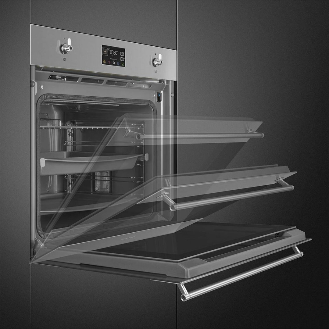 Smeg 60cm Classic Pyrolytic Steam Oven with Probe - Stainless Steel. SOPA6302S2PX