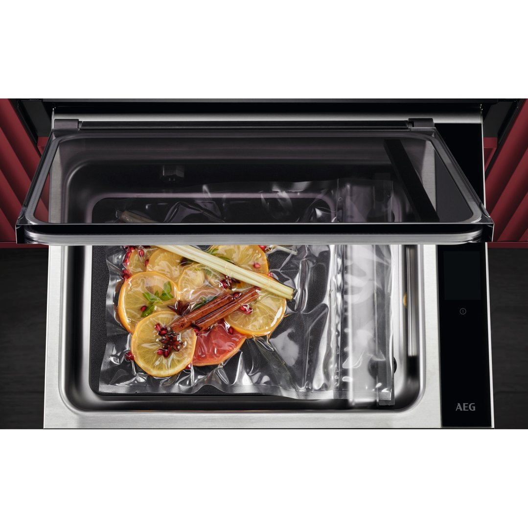AEG PrecisionVac™ Matte Black Sous Vide Vacuum Sealer Drawer NKV914T