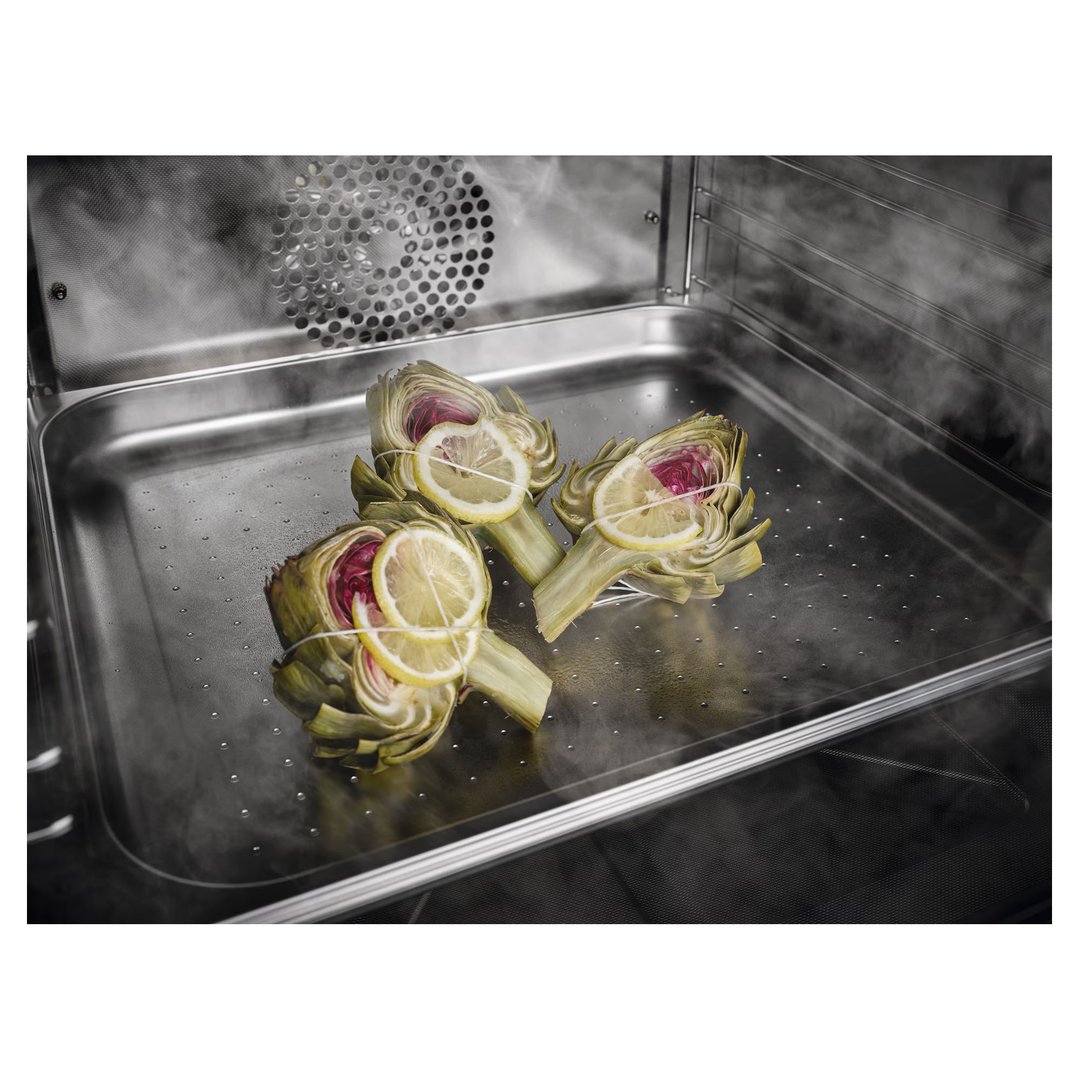 Miele 60cm Plumbed-In Combination Steam Oven with HydroClean Self-Cleaning Function CleanSteel DGC7865HCPROCLST