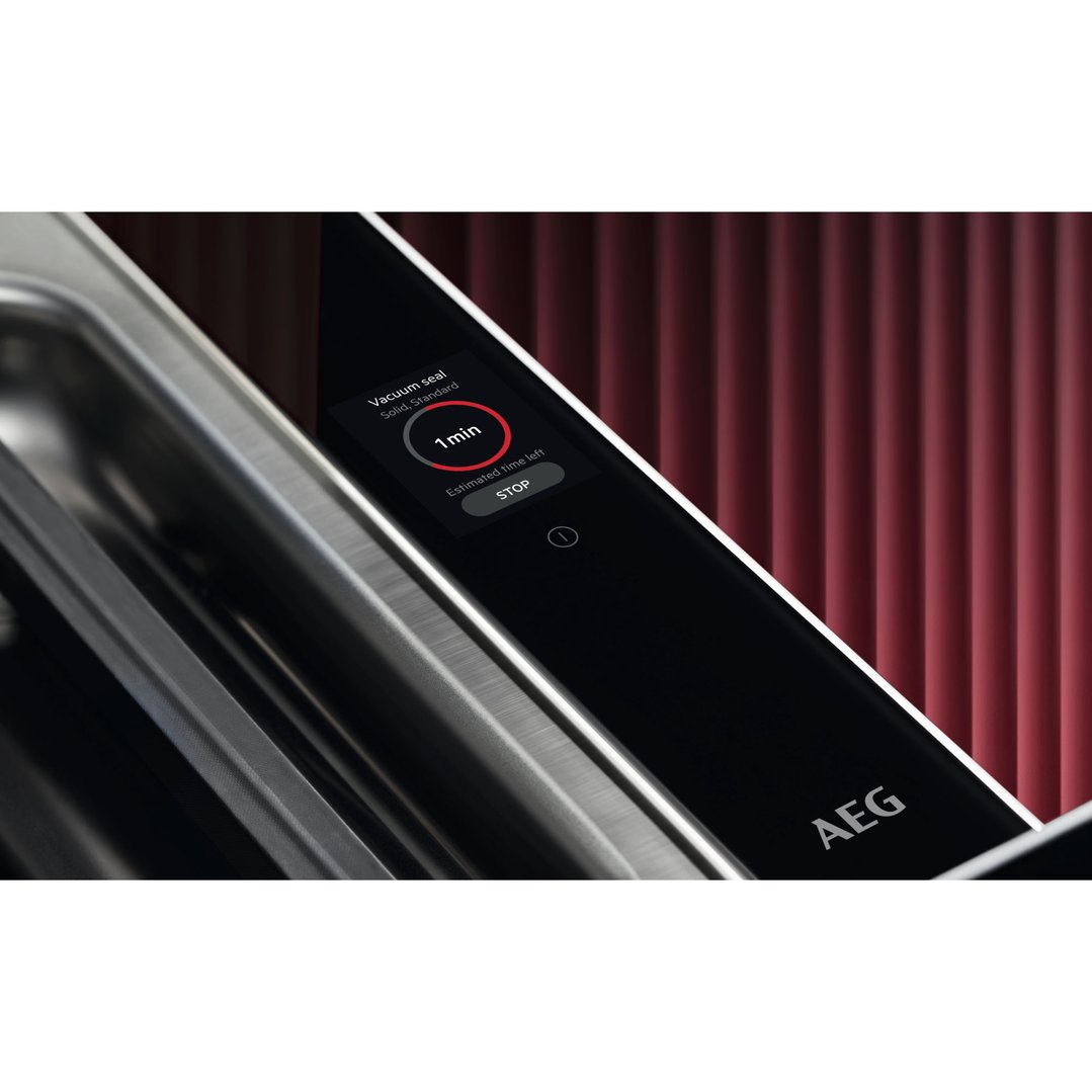 AEG PrecisionVac™ Gloss Black SousVide Vacuum Sealer Drawer NKV914B