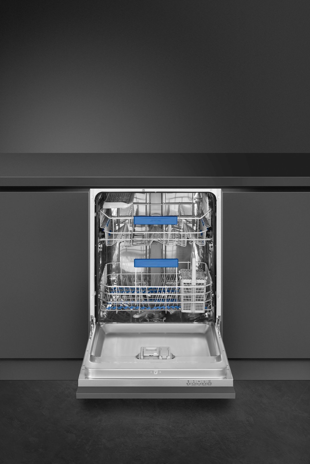 Smeg 60cm Stainless Steel Underbench Dishwasher DWAU6224X4