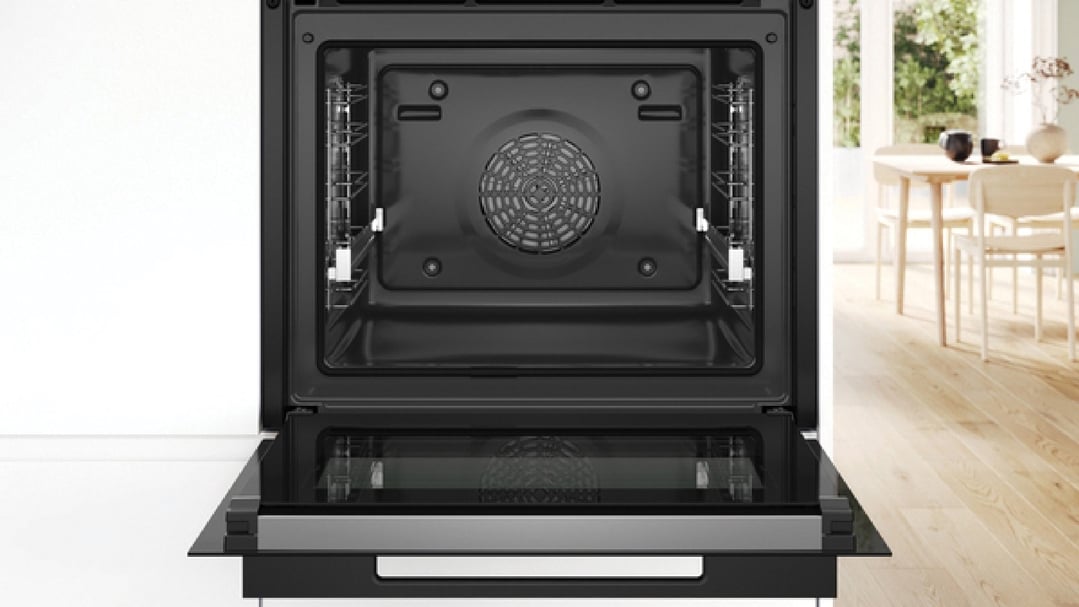 Bosch 60cm Accent Line Multifunction Pyrolytic oven with added steam - TFT Touch display Pro. HRG978NB1A