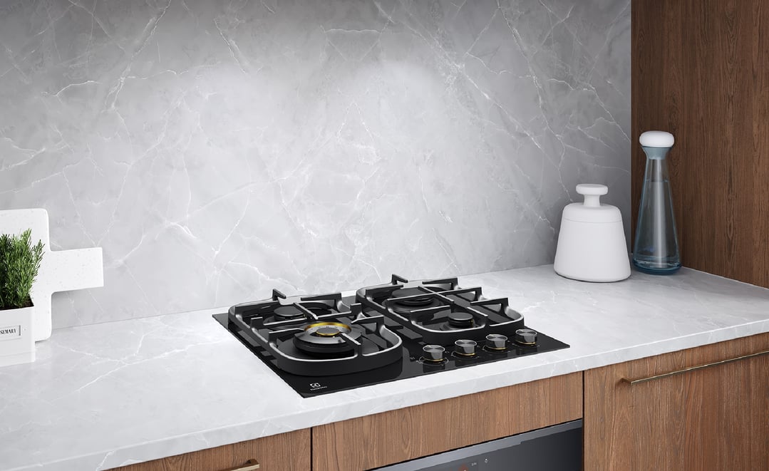 Electrolux 60cm UltimateTaste 500 4 Burner Gas Cooktop Black Ceramic Glass EHG645BE