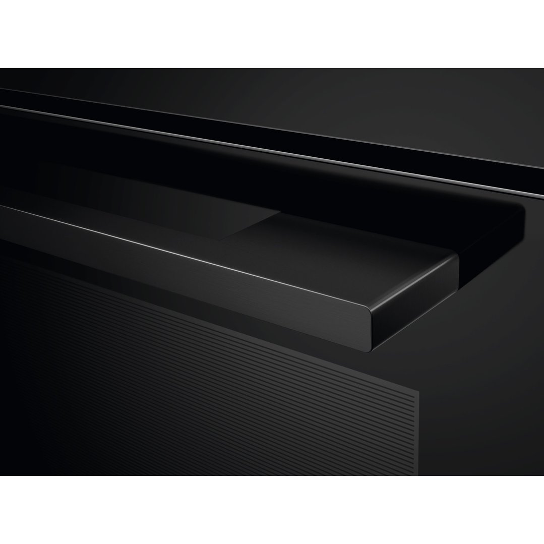 Electrolux 60cm Oven with SteamBake, Black - 500 Series EVE6615DF