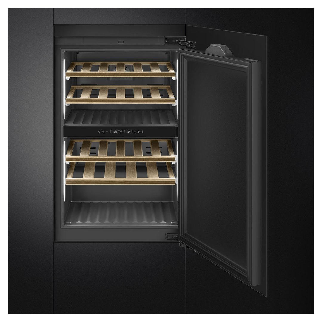 Smeg 40 Bottle Built-in Wine Cooler Universale Aesthetic Black CVI040BE