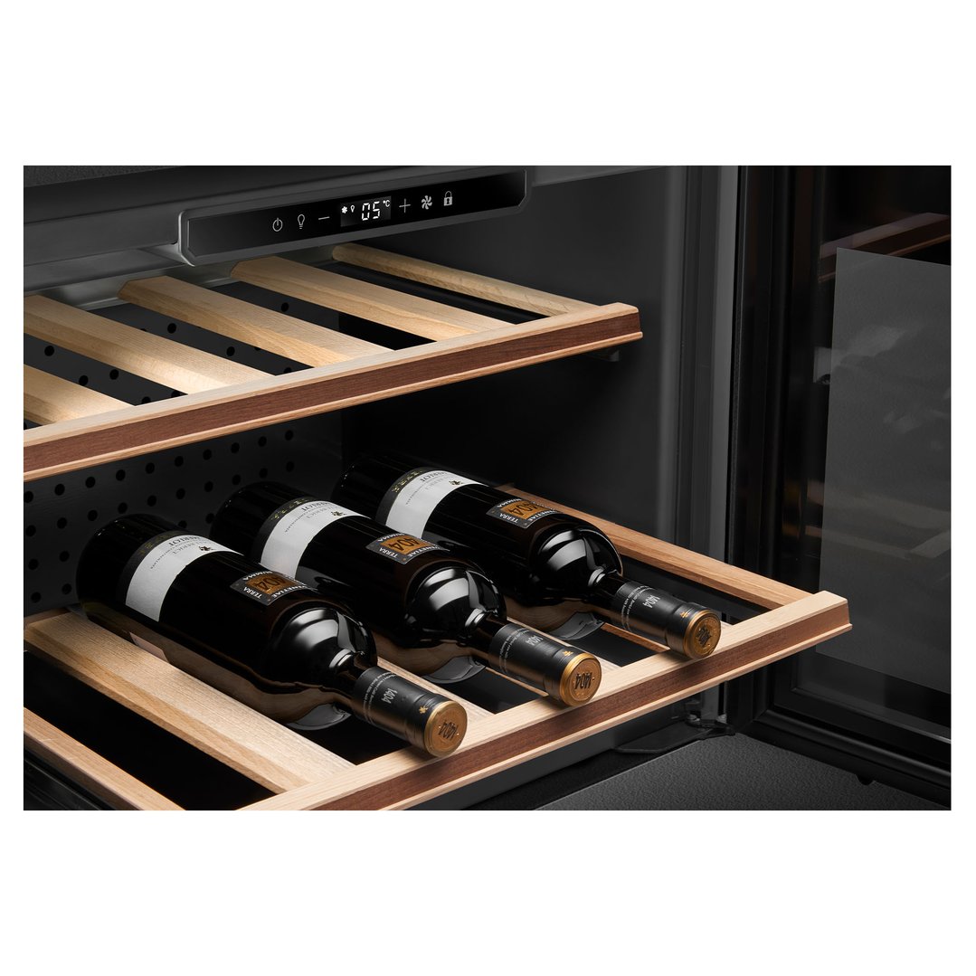 Smeg 45cm Linea Wine Cellar (20 Bottle) - Pure Black CVI120B3E