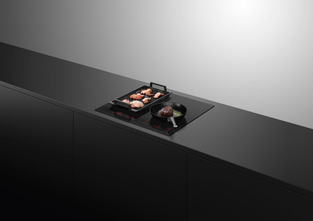Fisher & Paykel 60cm Series 7, 4 Zone Induction Cooktop, 2 SmartZones, Black CI604ZZDTB5