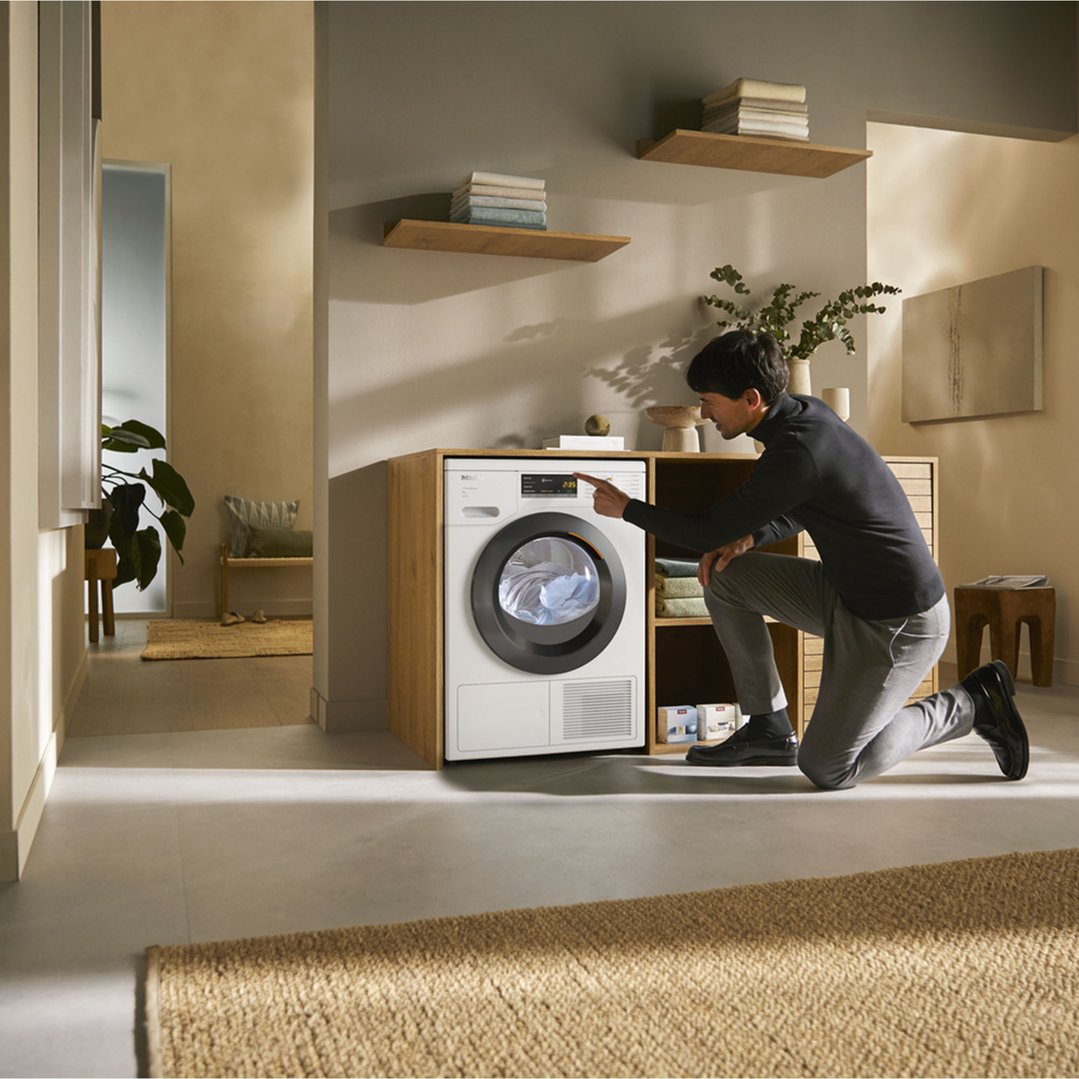 Miele 8kg Heat Pump Dryer with AddLoad Function TEA325WP