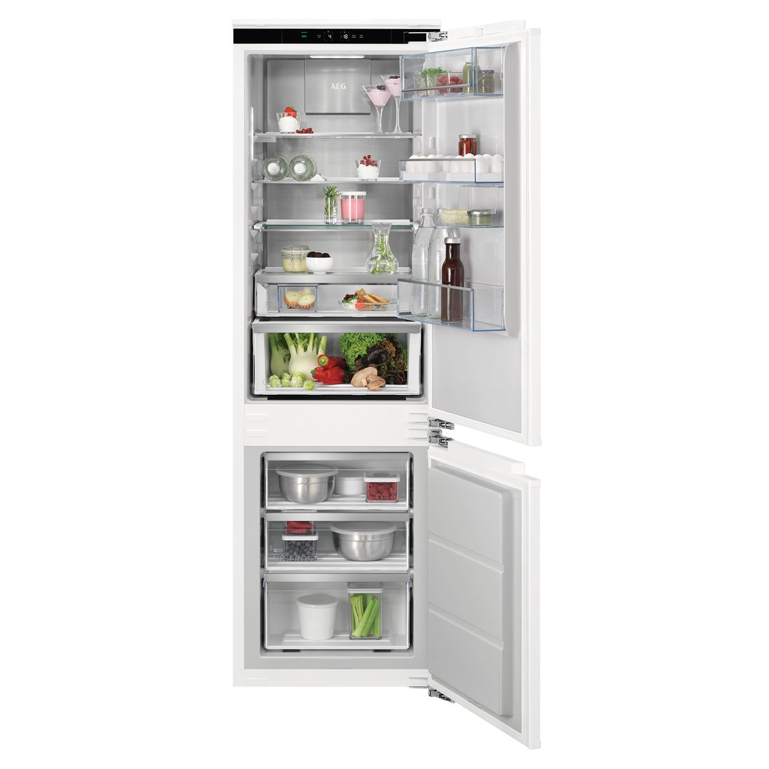 AEG 8000 Series 245L Built-in Bottom Freezer Fridge OSC8M18ADC