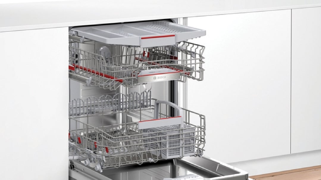 Bosch Series 6 built-under dishwasher 60 cm Black inox SMP6HCB01A
