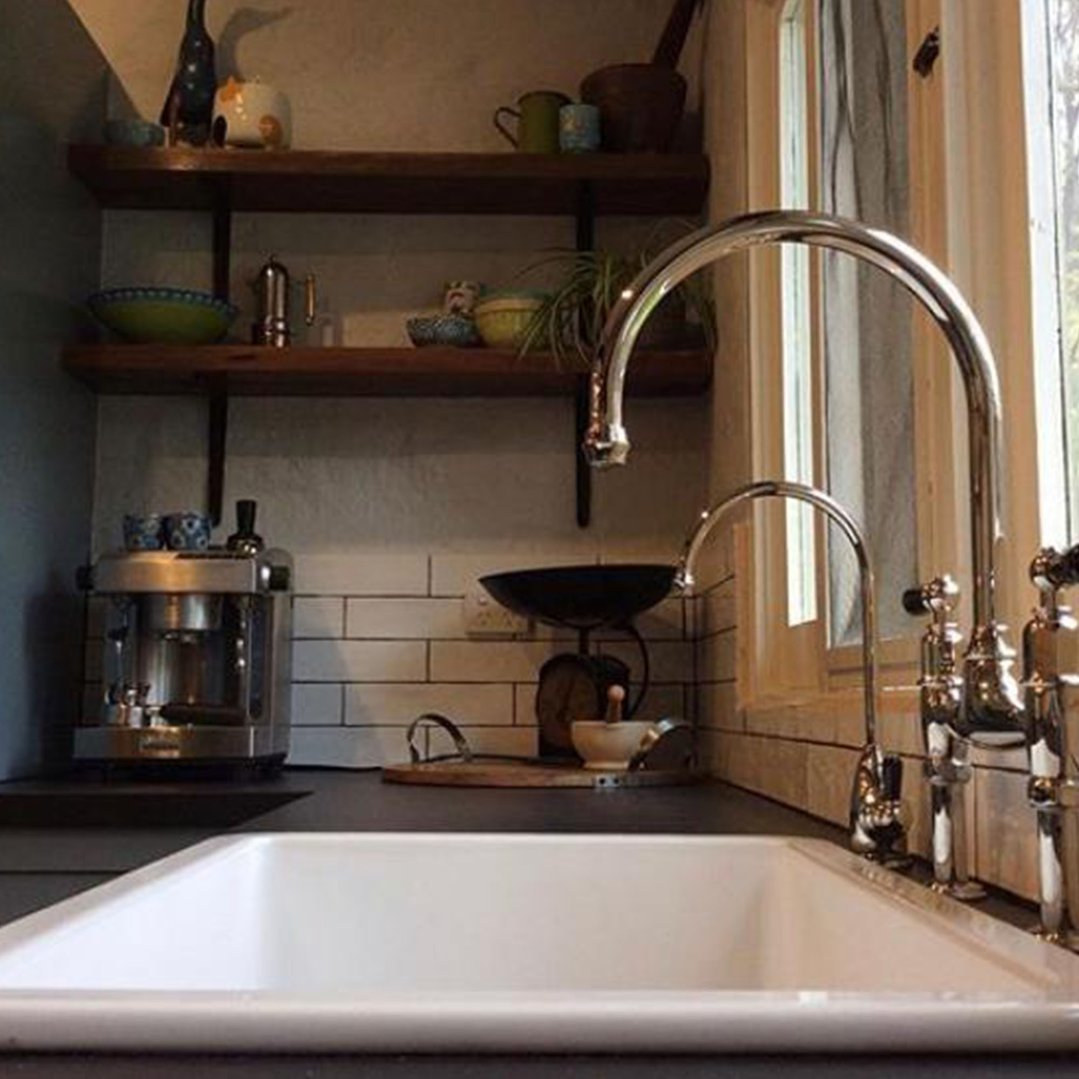 Turner Hastings Cuisine 68x48 Inset / Undermount Fireclay Sink with Overflow CU68FS-OF