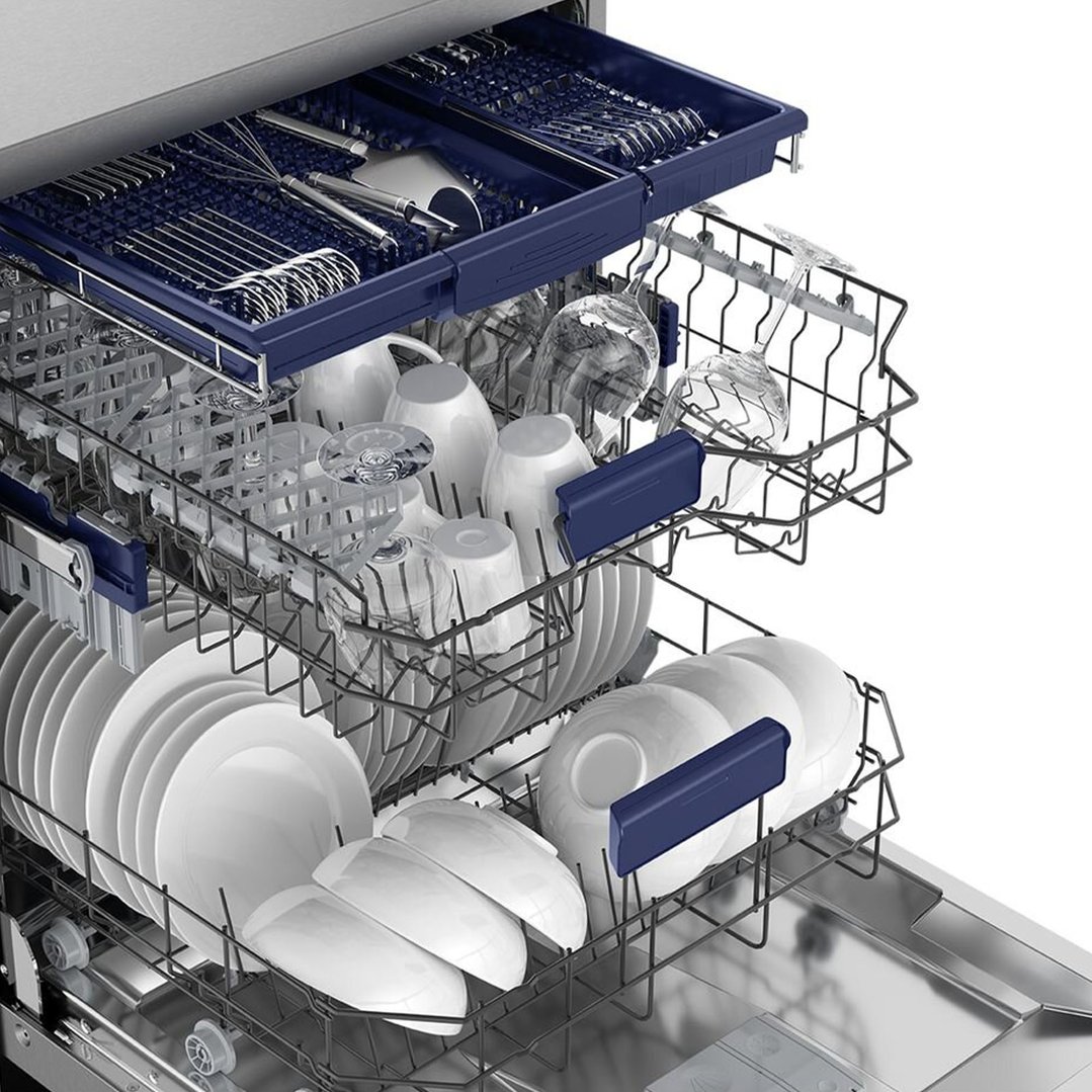 Westinghouse 60cm Freestanding Dishwasher, Stainless Steel, with 15 Place Settings WSF6606XB