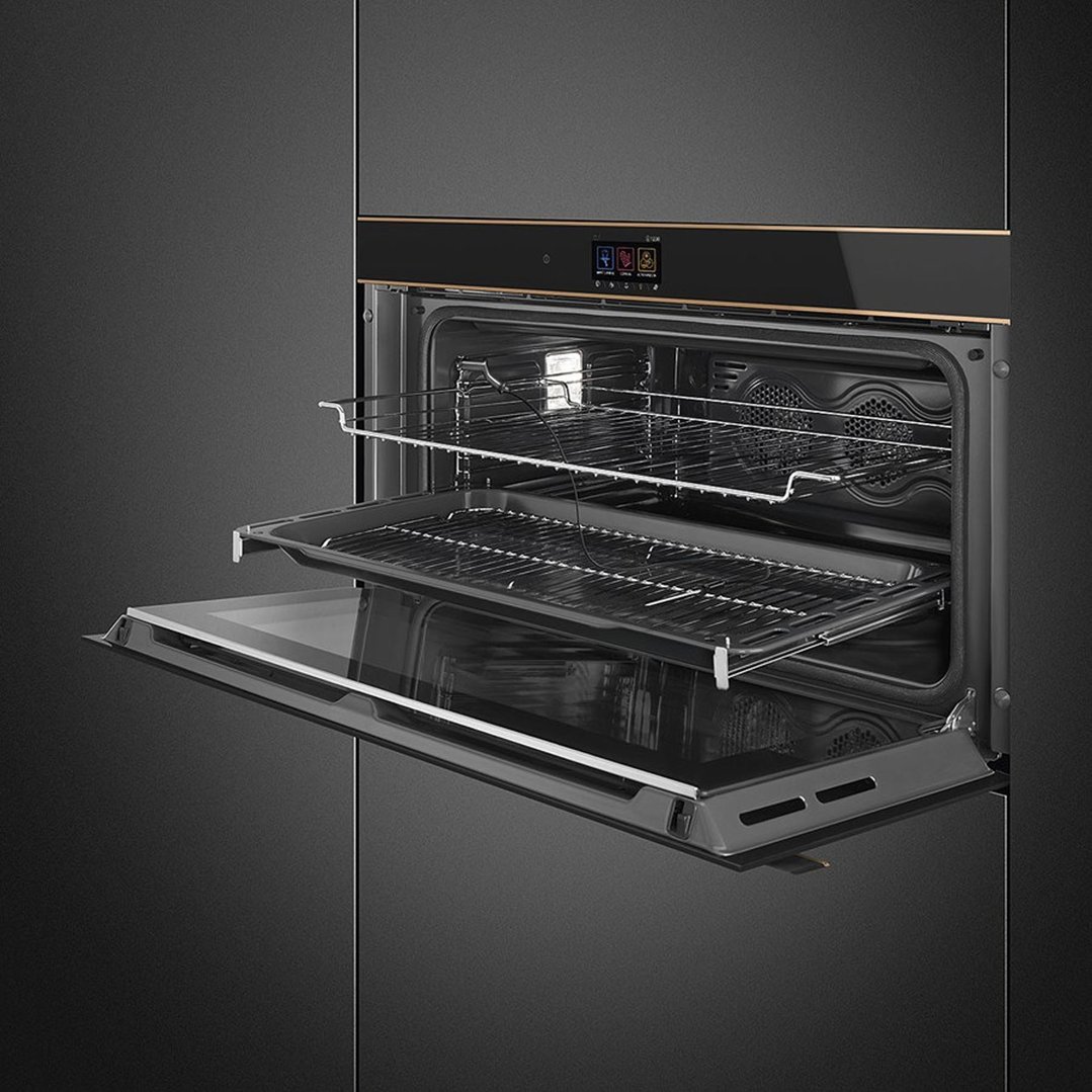 Smeg 90cm Dolce Stil Novo Pyrolitic Touch Control Oven Black SFPR9606WTPNR