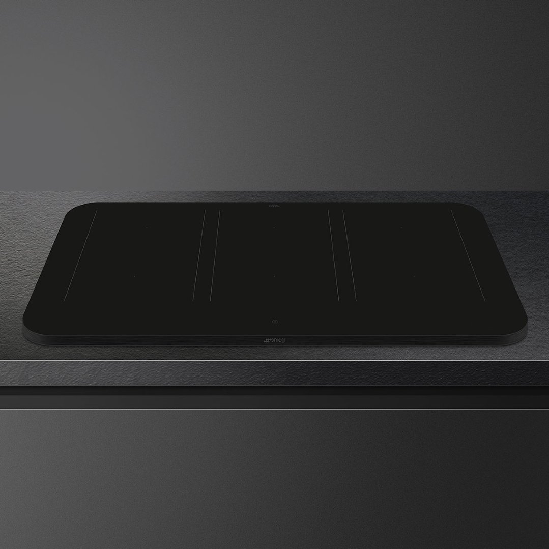 Smeg 90cm Isola Alta Induction Cooktop with Autovent 2.0 - Matte Black SISL7964MB