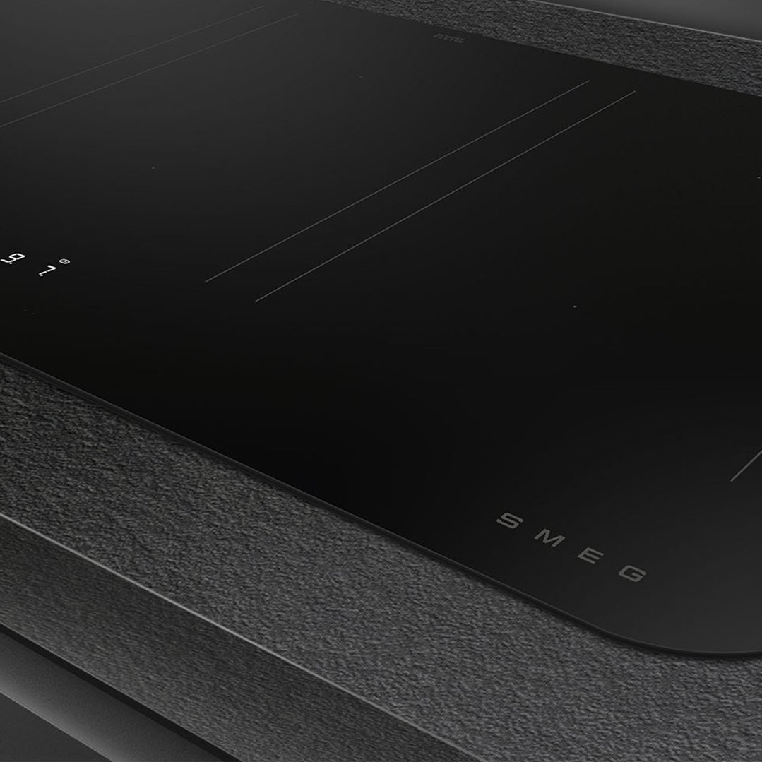 Smeg 90cm Isola Flat Induction Cooktop with Autovent 2.0 - Black SISL7964