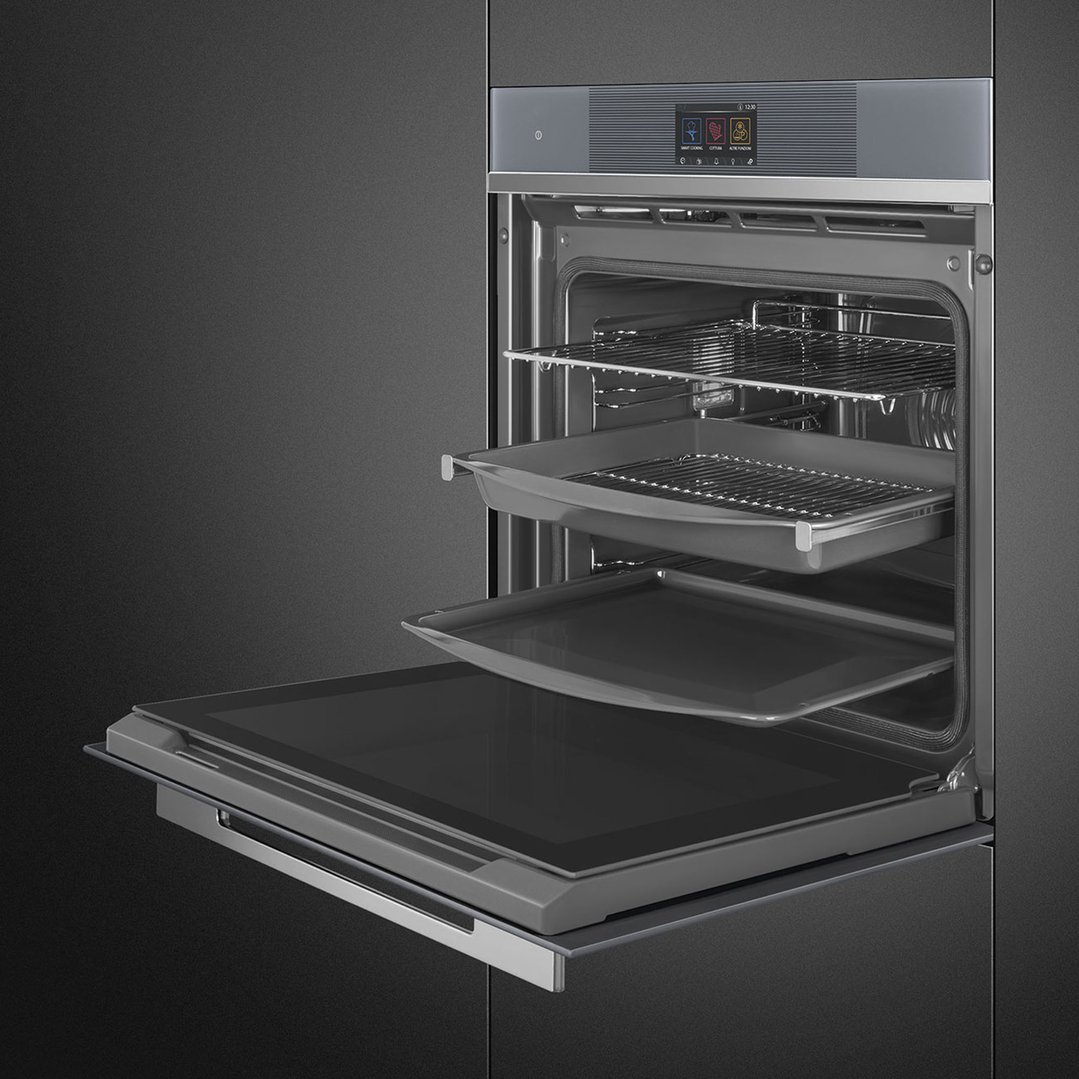 Smeg 60cm Linea Pyro/Steam40 Oven Silver SOPA6104S2PS