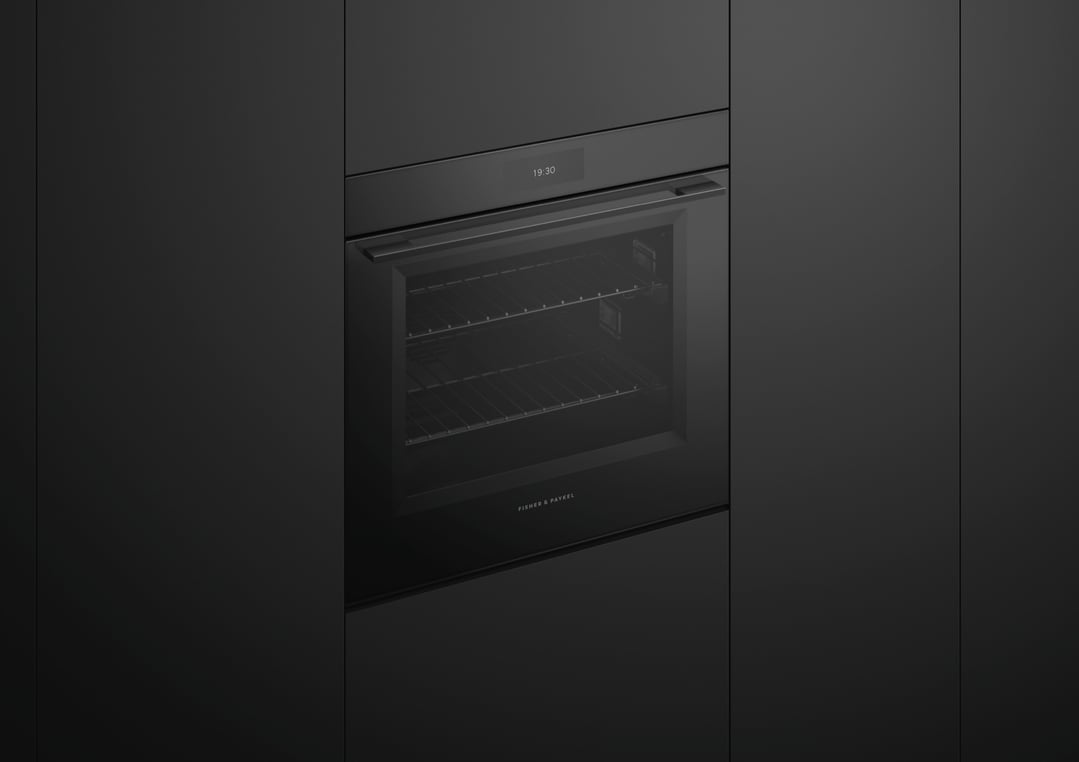 Fisher & Paykel 76cm Series 9, Minimal Pyrolytic Oven, Black Glass OB76SMPUB3